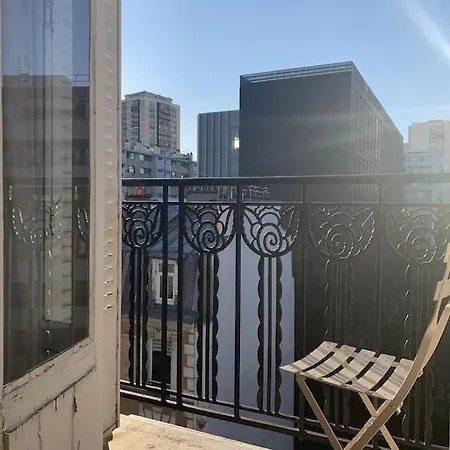 Escapade Parisienne